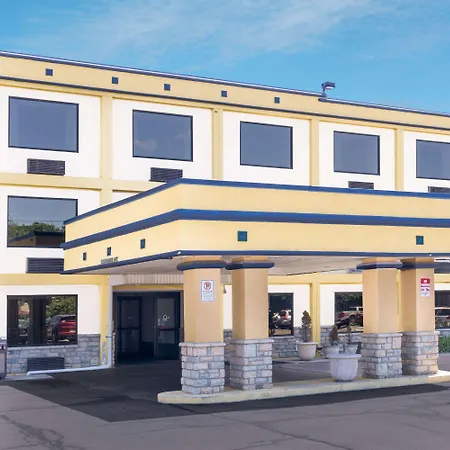 Days Inn By Wyndham Columbus Airport