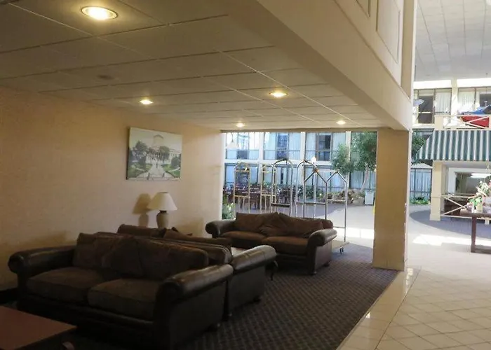 Days By Wyndham Airport 3* Columbus
