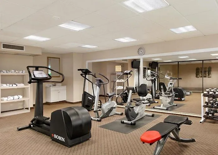Days By Wyndham Airport Hotel Columbus