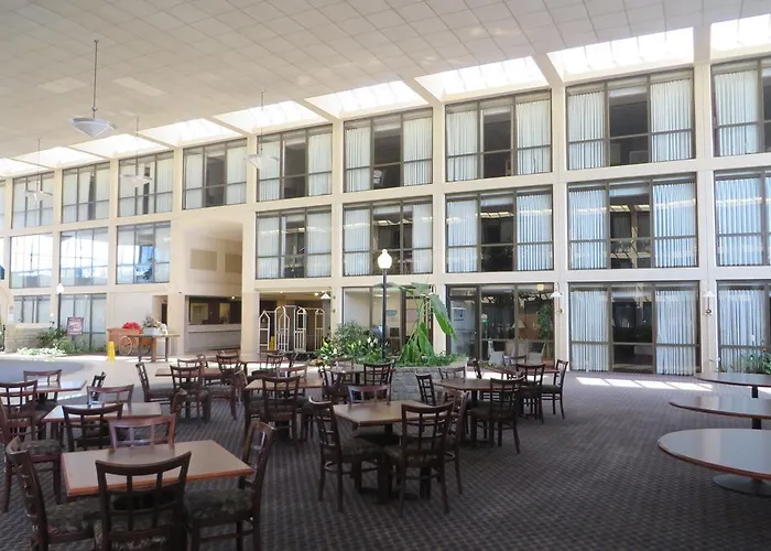 Days By Wyndham Airport 3* Columbus