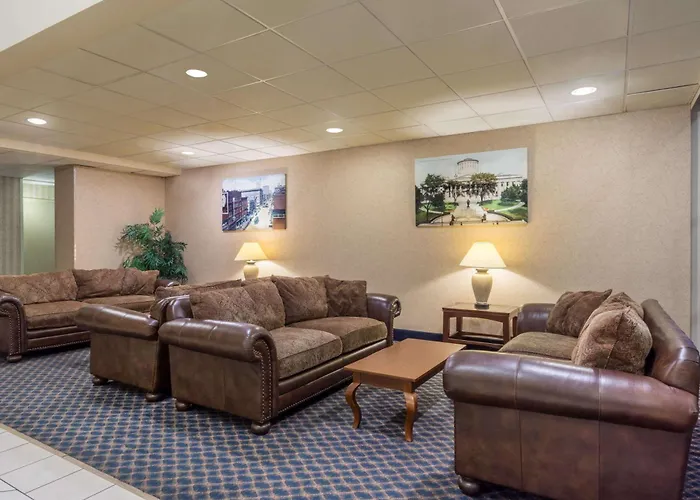 Hotel Days By Wyndham Airport 3*