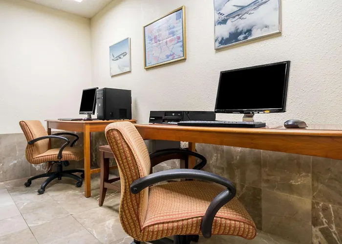 Hotel Days By Wyndham Airport Columbus
