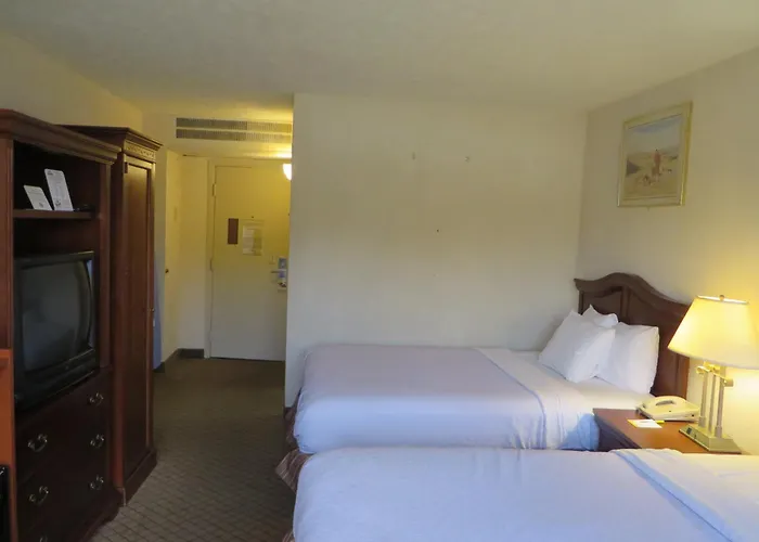 Hotel Days By Wyndham Airport Columbus