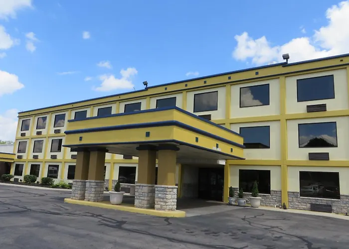 Hotel Days By Wyndham Airport 3*