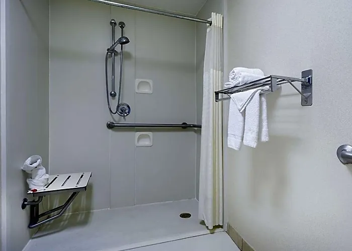 Days By Wyndham Airport Hotel Columbus